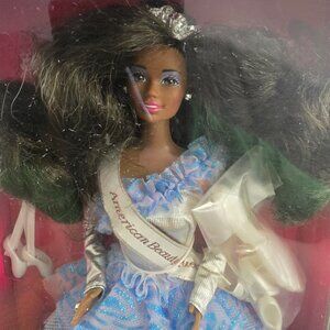 Vintage 1991 American Beauty QUEEN Barbie Doll In Gown **BOX IS DAMAGED